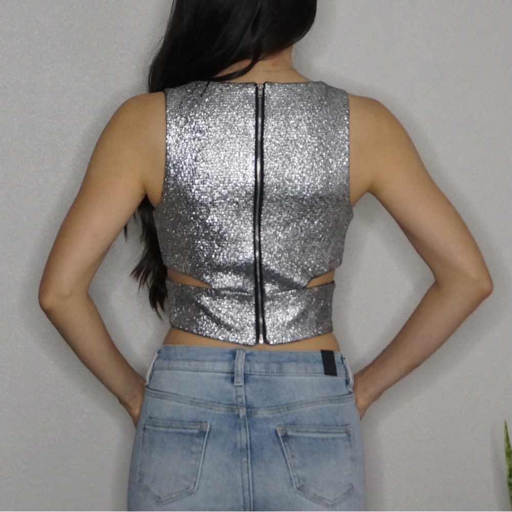 Luxxel Silver V- neck Cut out crop top Size S - Picture 2 of 11